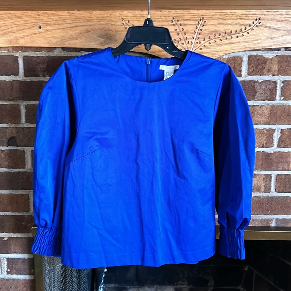 H&M blue top